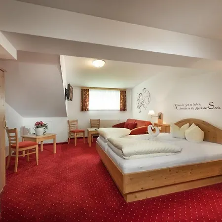 Das Wismeyer - Skihotel An Der Plattenkarbahn Obertauern Exterior photo